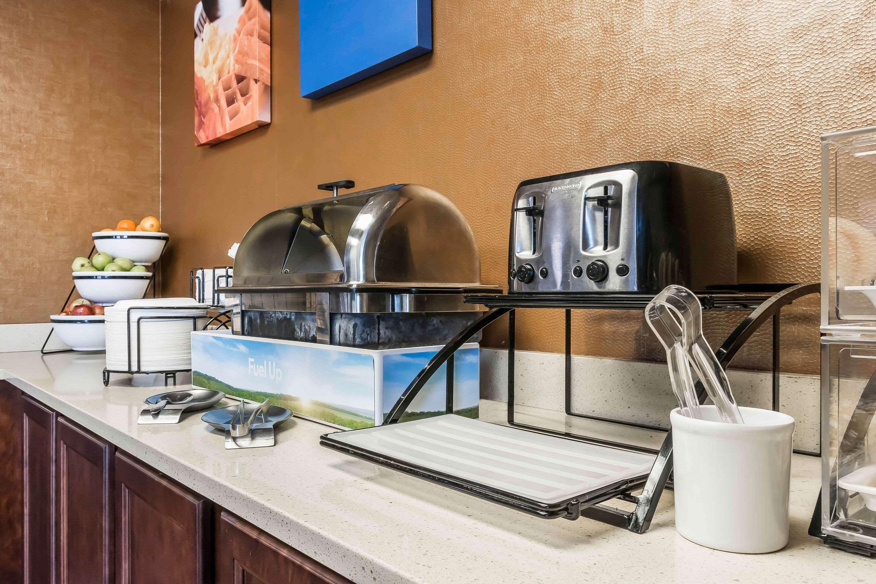 Comfort Inn Pine Grove I-81 Hershey Area Экстерьер фото